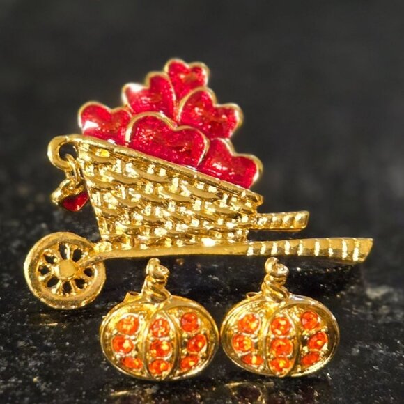 Vintage Avon Apples & Pumpkins Earrings Pin Fall Autumn  Jewelry set Rhinestone - Picture 2 of 7